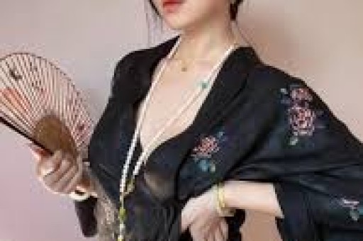 方文山被曝婚内出轨8年助理回应称均为谣言